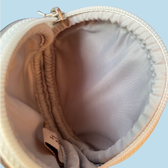 Coach coin purse NWOT - Picture 2 of 2